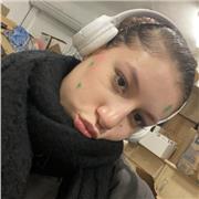 Prof débutante (2gnde mode et couture) spécialisé Primaire / maternelle